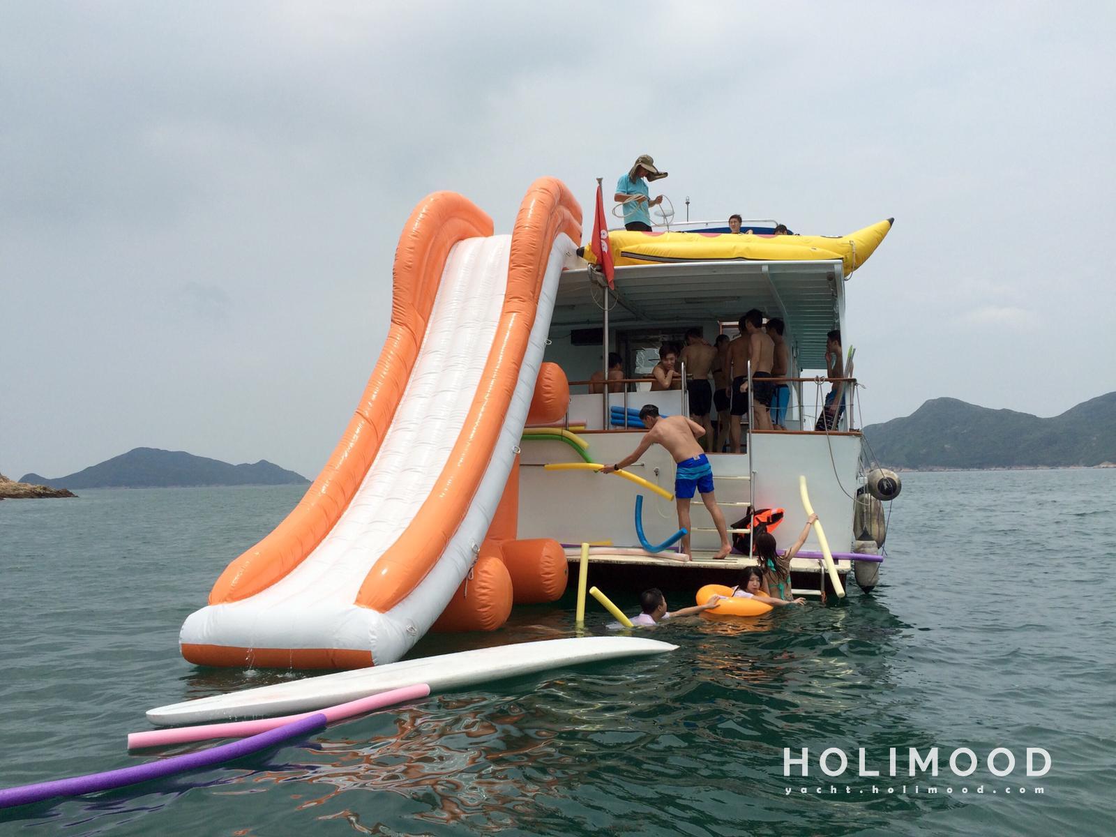 PA01 All-inclusive Party Junk Package with Speedboat, Lunch & Water Activities 10