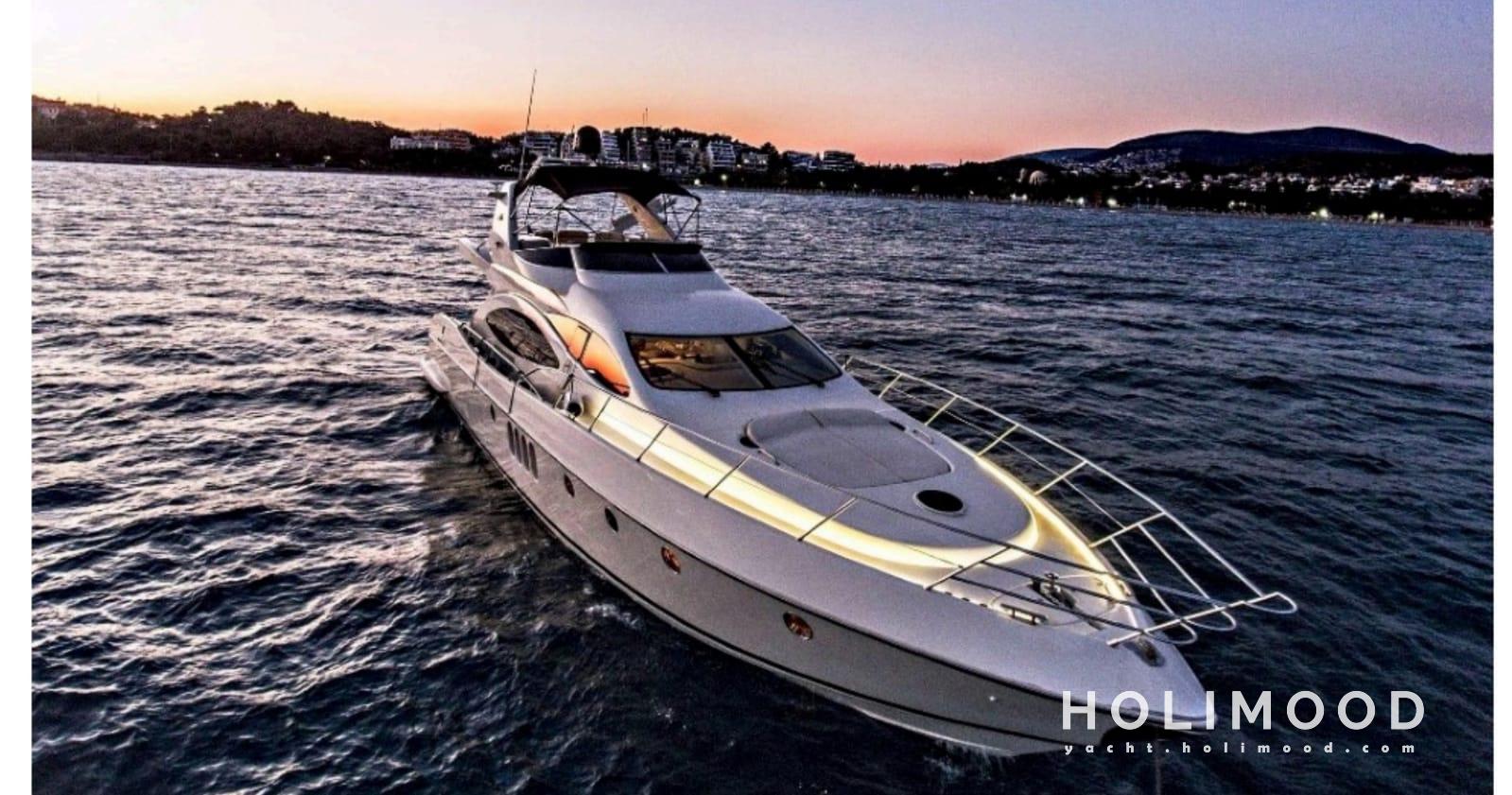 AY03 Azimut Italian Luxury Yacht Day Charter  14