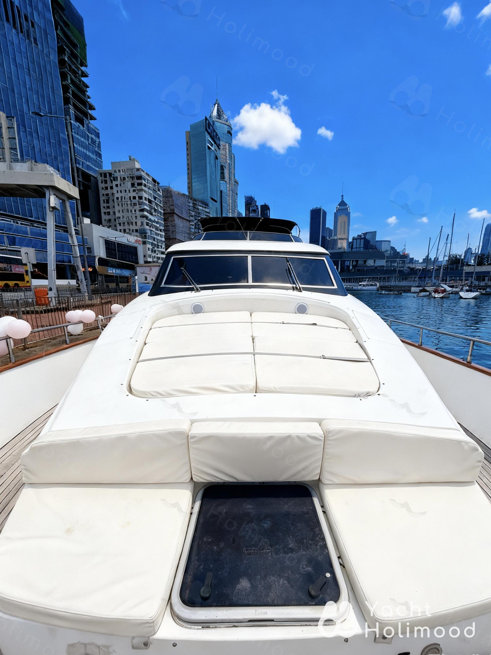 SL05 豪華西式遊艇晚間出租 22