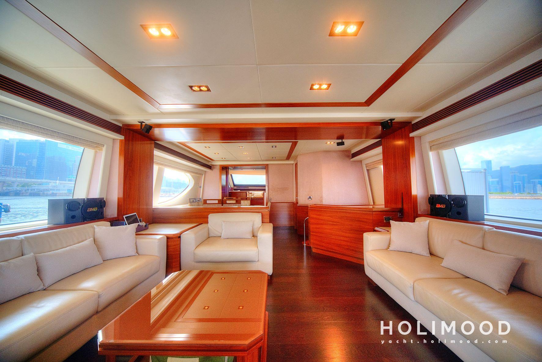 HN05 City Day Charter Luxury Yacht 12