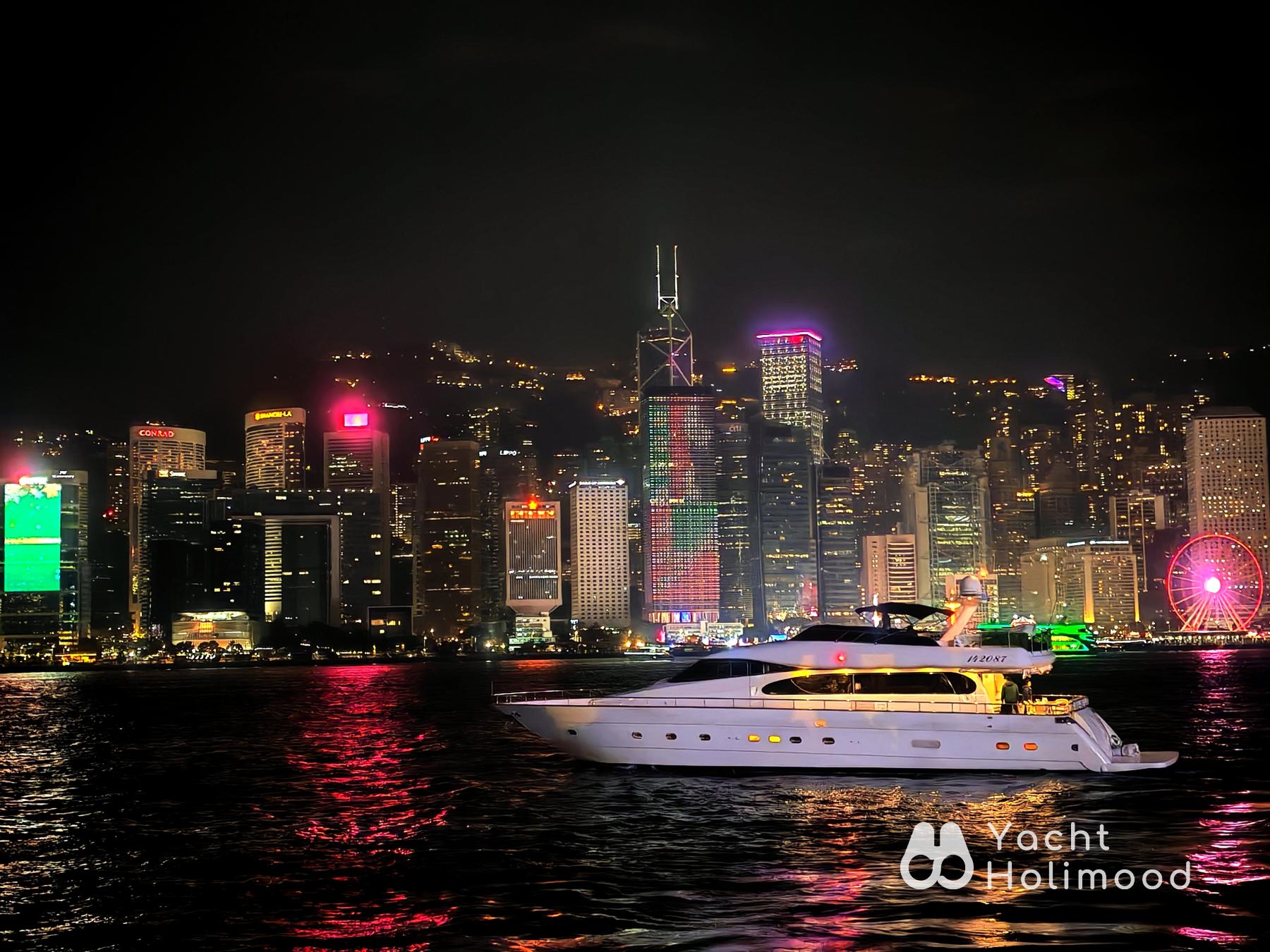 SL05 Luxury Yacht Night Charter 26