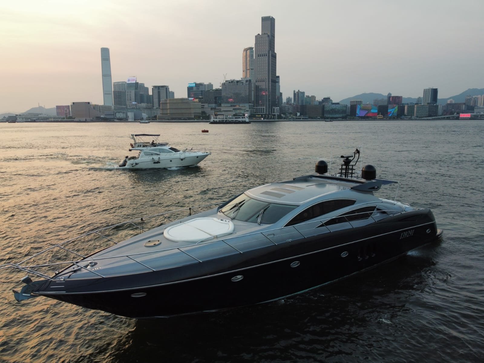 AY02 Limited Time Offer|Super Yacht Cruise Flexi 2 Hours 1