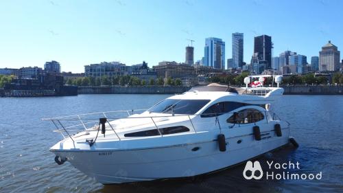 Yacht Charter Service thumbnail 1