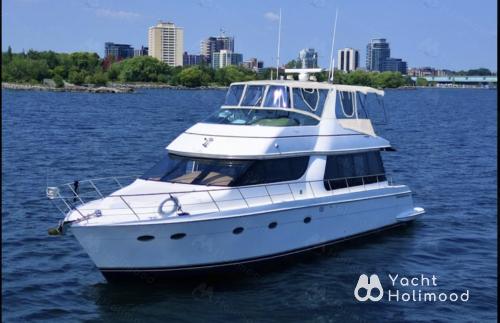 4 Hour Yacht Charter thumbnail 1