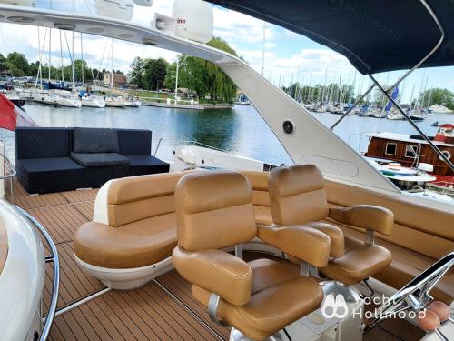 4 Hour Yacht Charter thumbnail 4