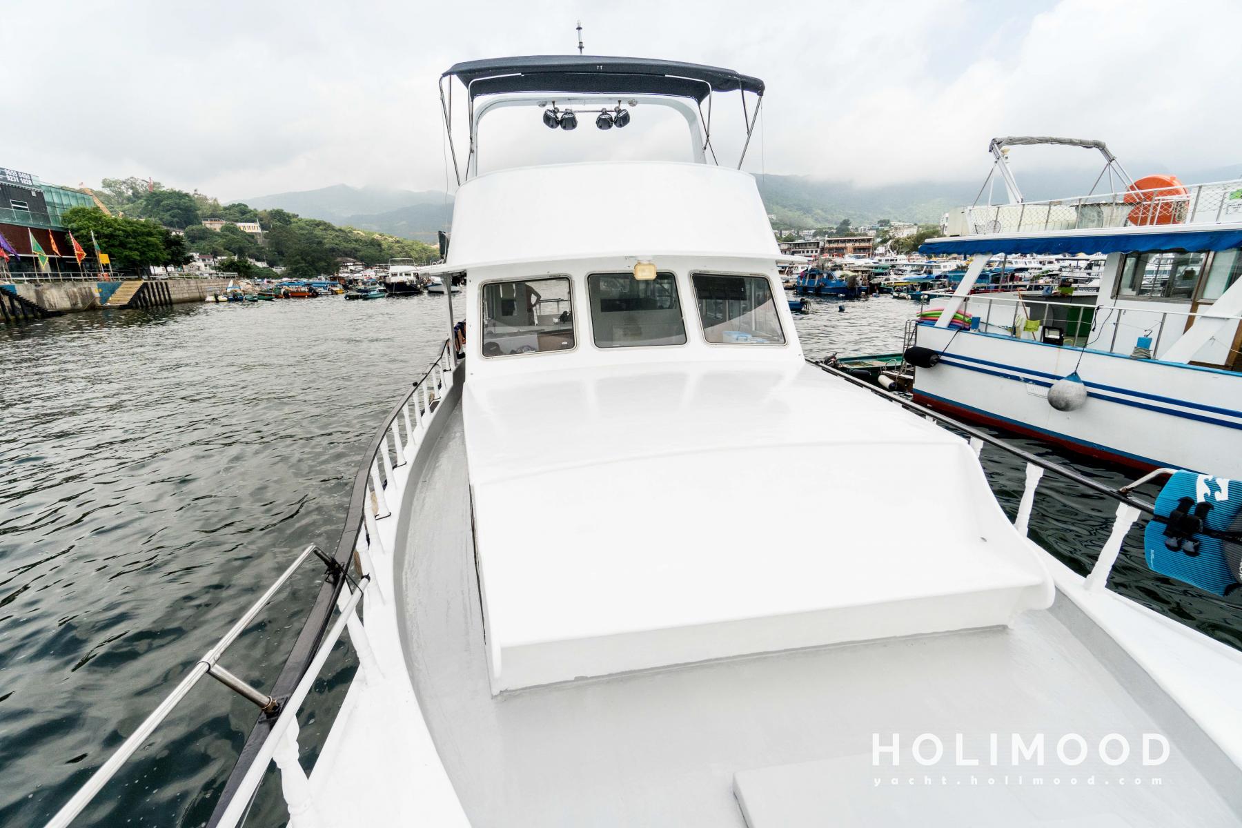 HG01 Sai Kung All-inclusive Boat Trip (Free lunch, Crab Congee, Professional Wakeboard and latest water toys) 17