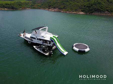 HG01 Sai Kung All-inclusive Boat Trip (Free lunch, Crab Congee, Professional Wakeboard and latest water toys) 13